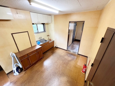 東小串ビル（事務所）