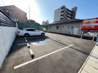 東琴芝パーキング