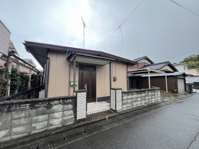 川添二丁目貸家